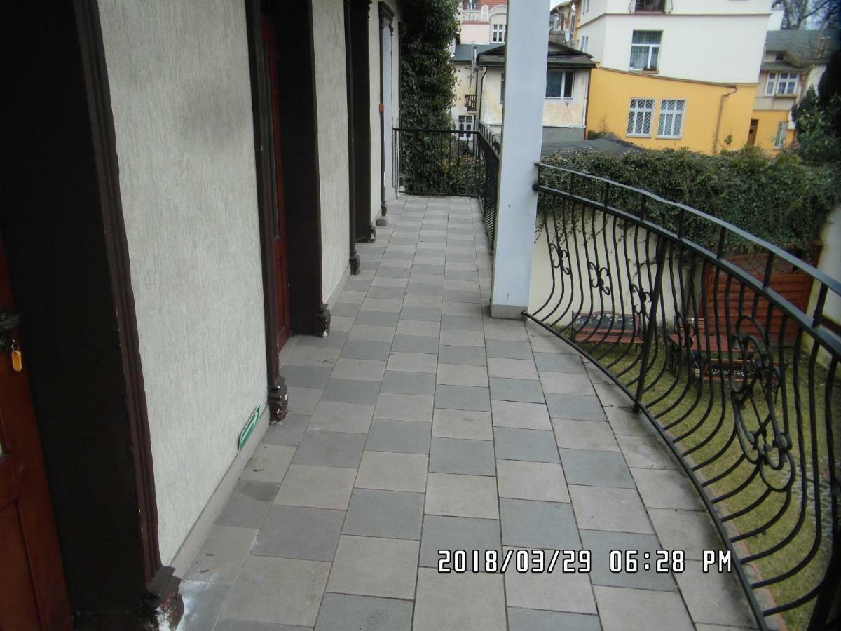 Iwona Hostel - Budget Rooms With Private Bathrooms Sopot Exterior foto