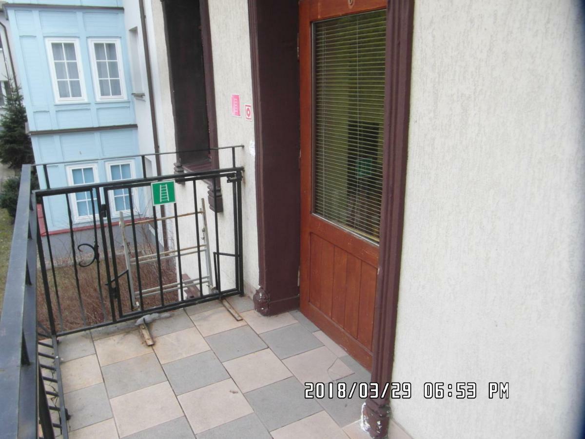Iwona Hostel - Budget Rooms With Private Bathrooms Sopot Exterior foto