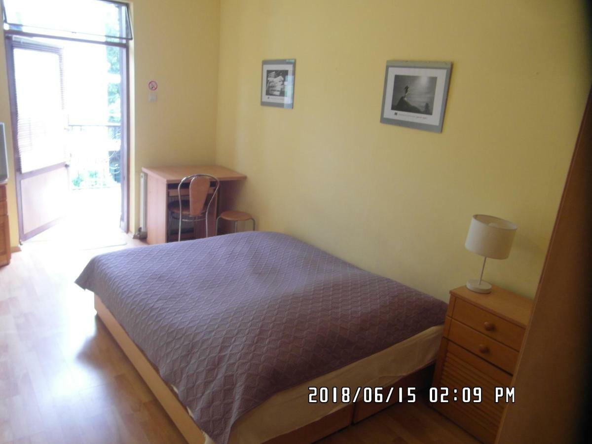 Iwona Hostel - Budget Rooms With Private Bathrooms Sopot Exterior foto
